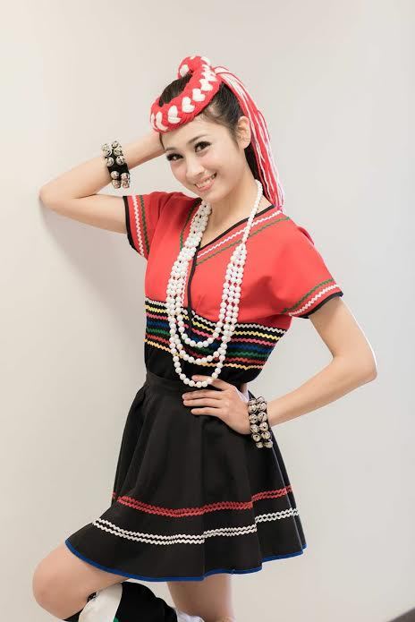 陳海琳穿上阿美族族服,展現自信美