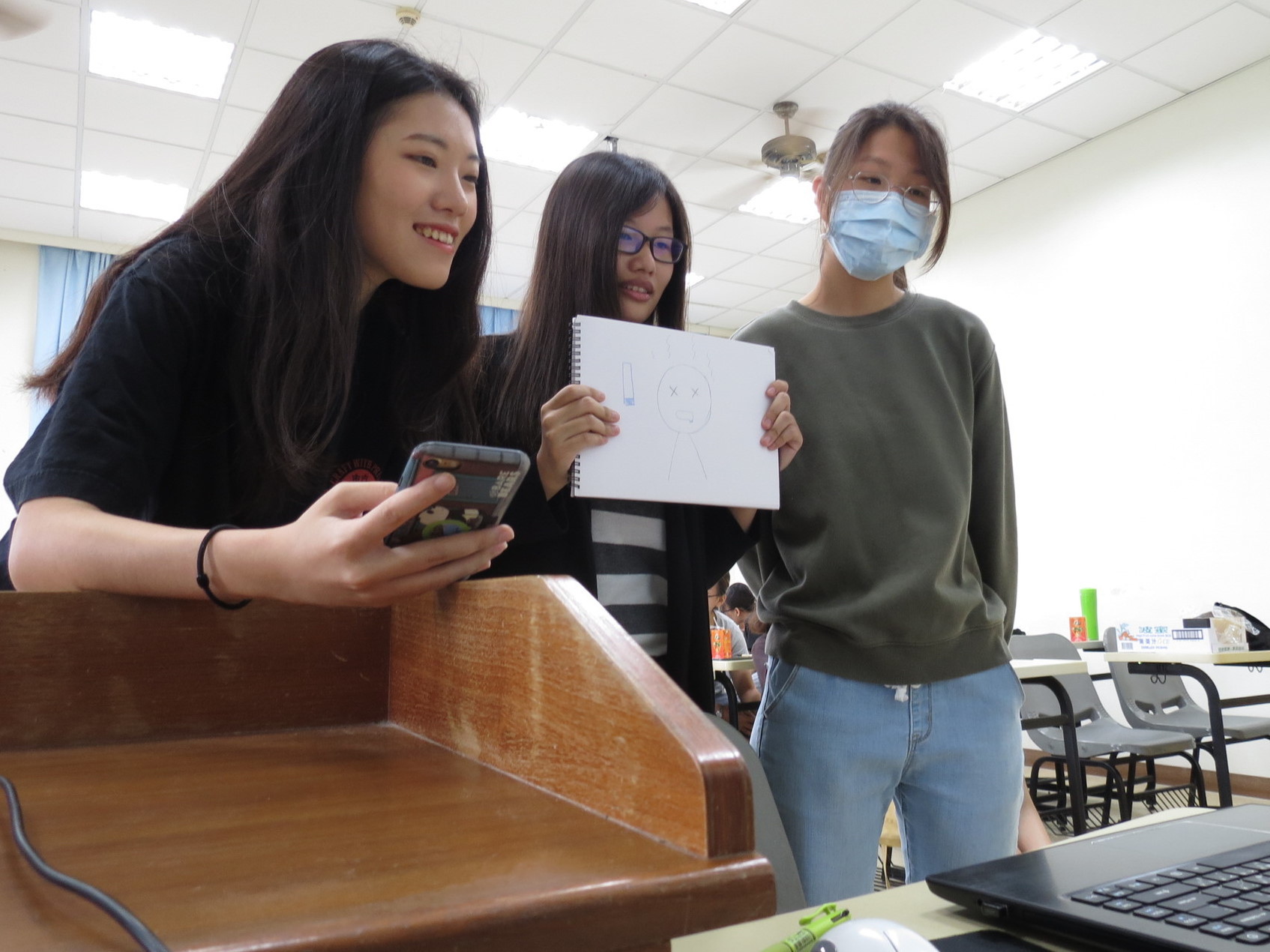 東華連線 - 英文敘事猜單字