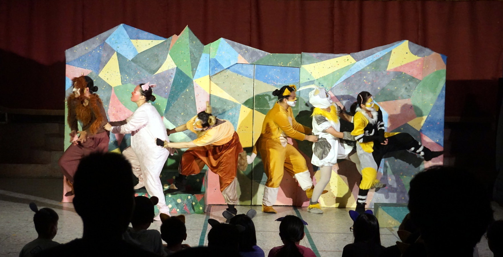東大學秋野芒劇團演出《許願樹》