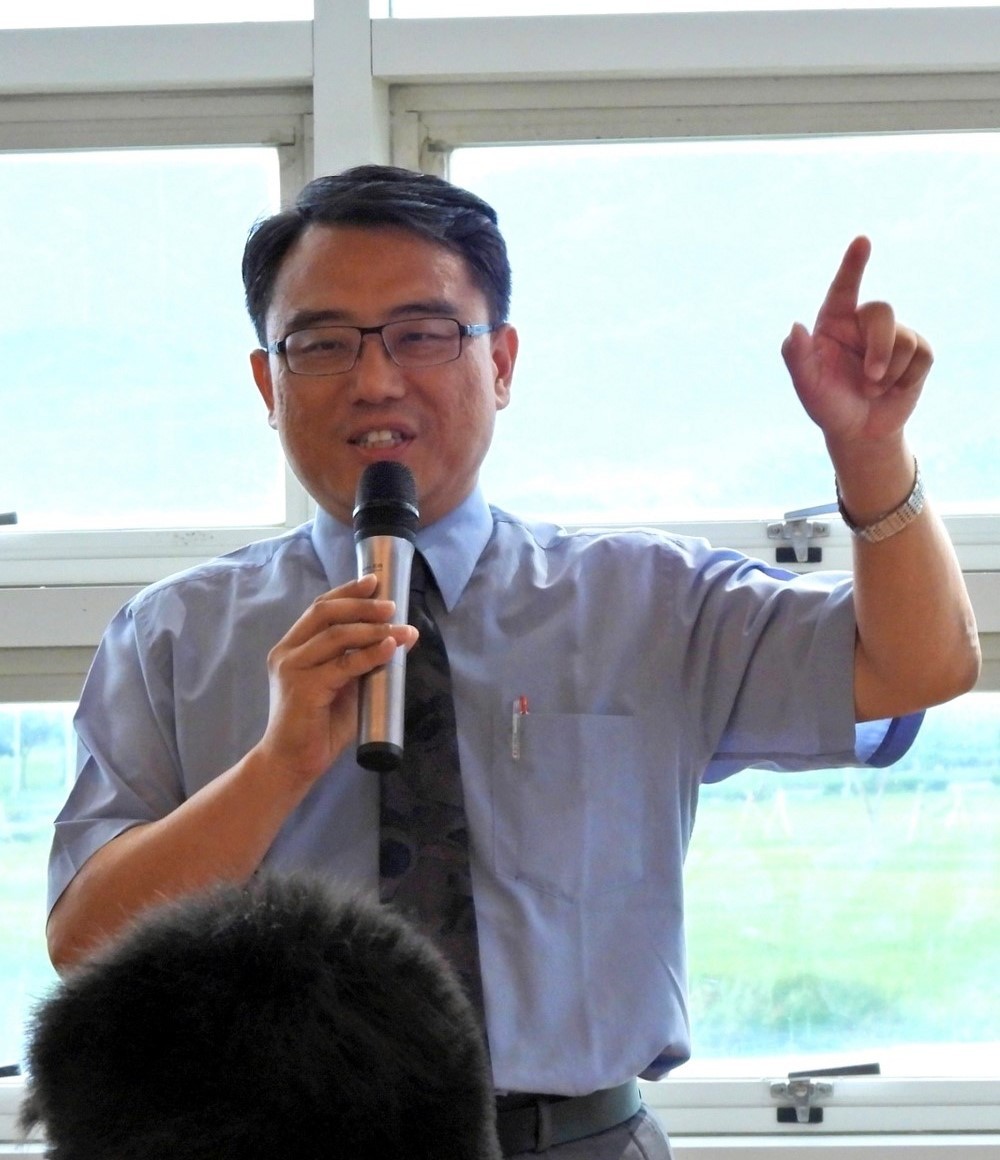 東華大學通識教育中心陳復主任分享他舉辦營隊的初衷