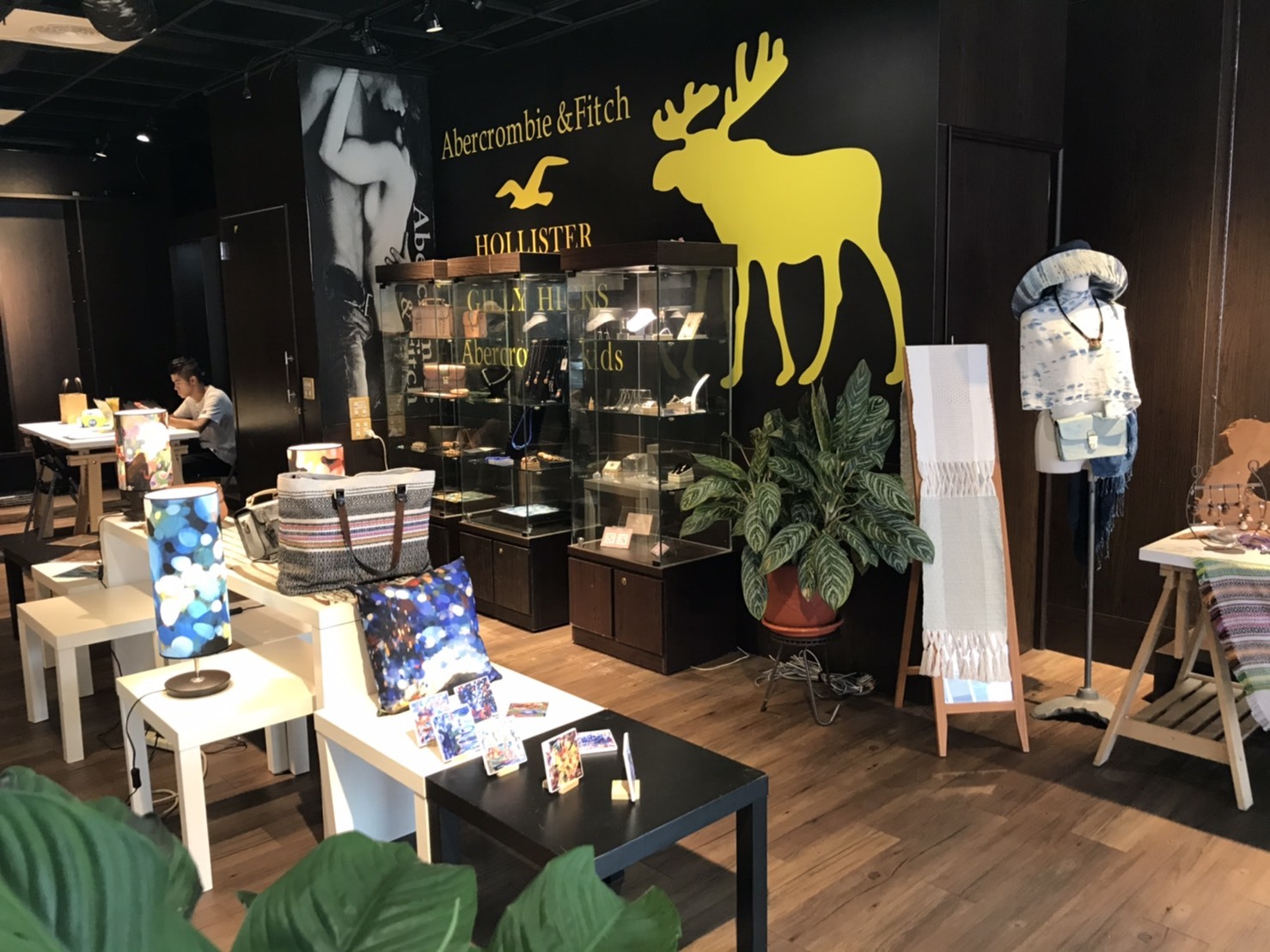 快閃商店內部展示空間