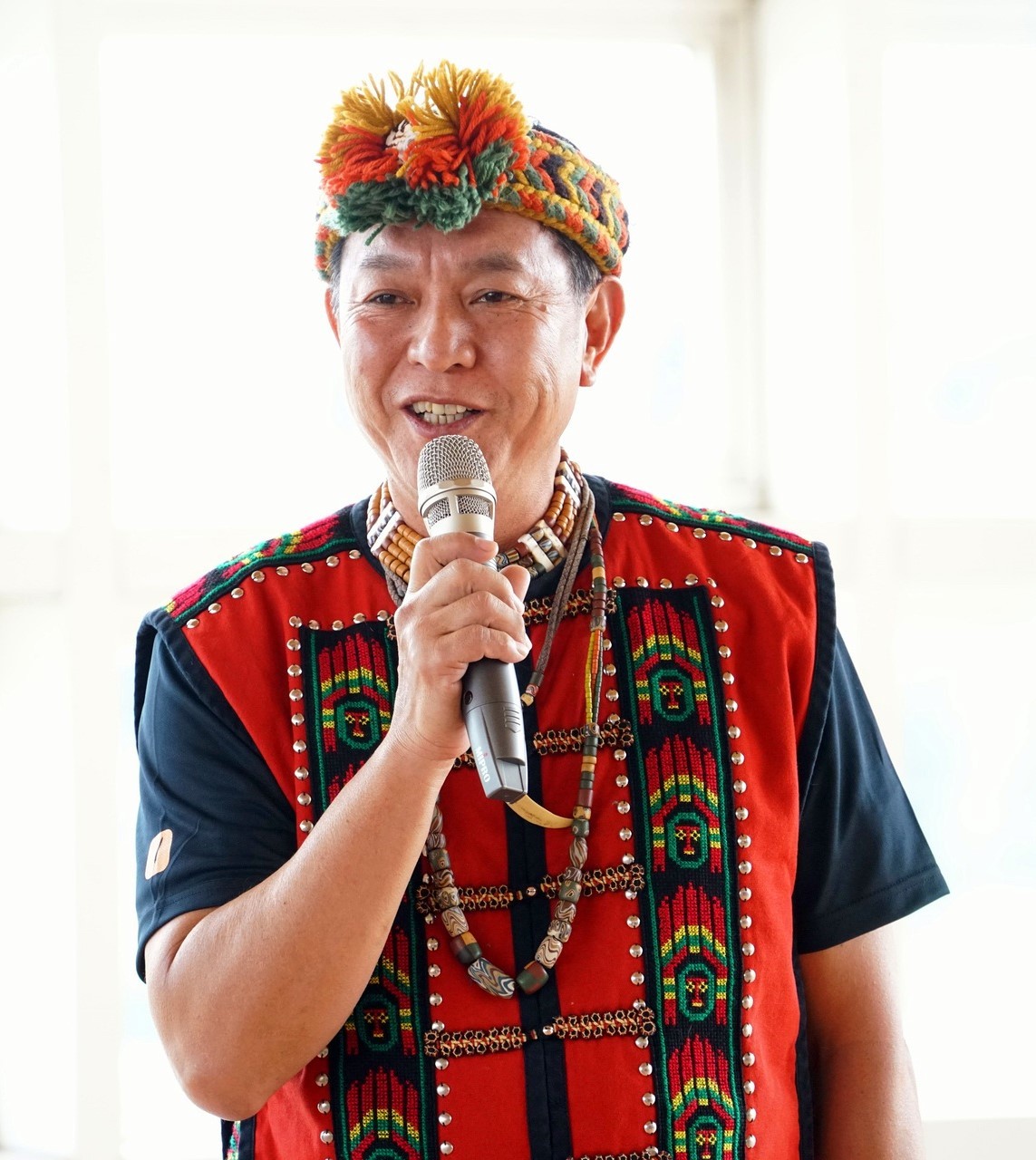 音樂會主持人也是台東縣卑南東興社區發展協會理事長潘王文賓先生致詞