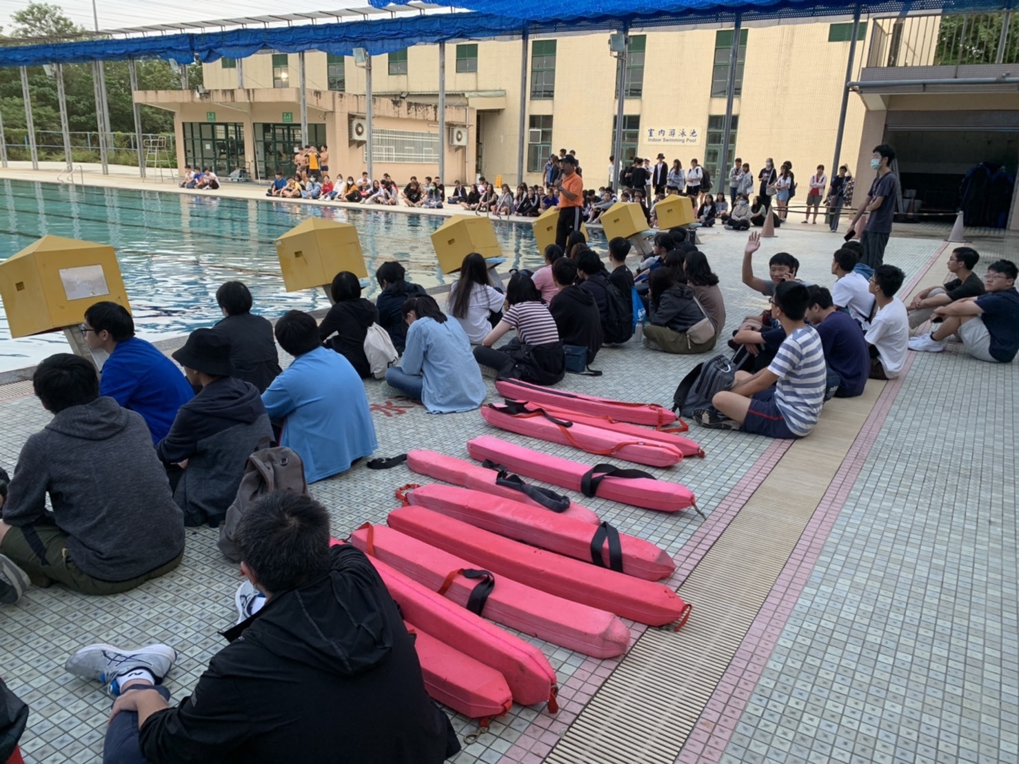 學生參與水域安全宣導活動