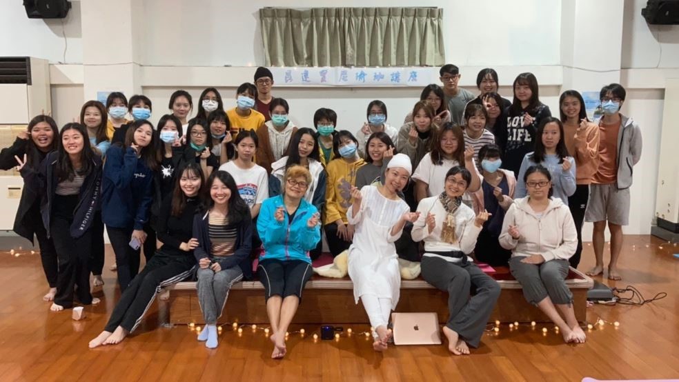 東華大學「昆達里尼瑜伽」講座學員講師大合照