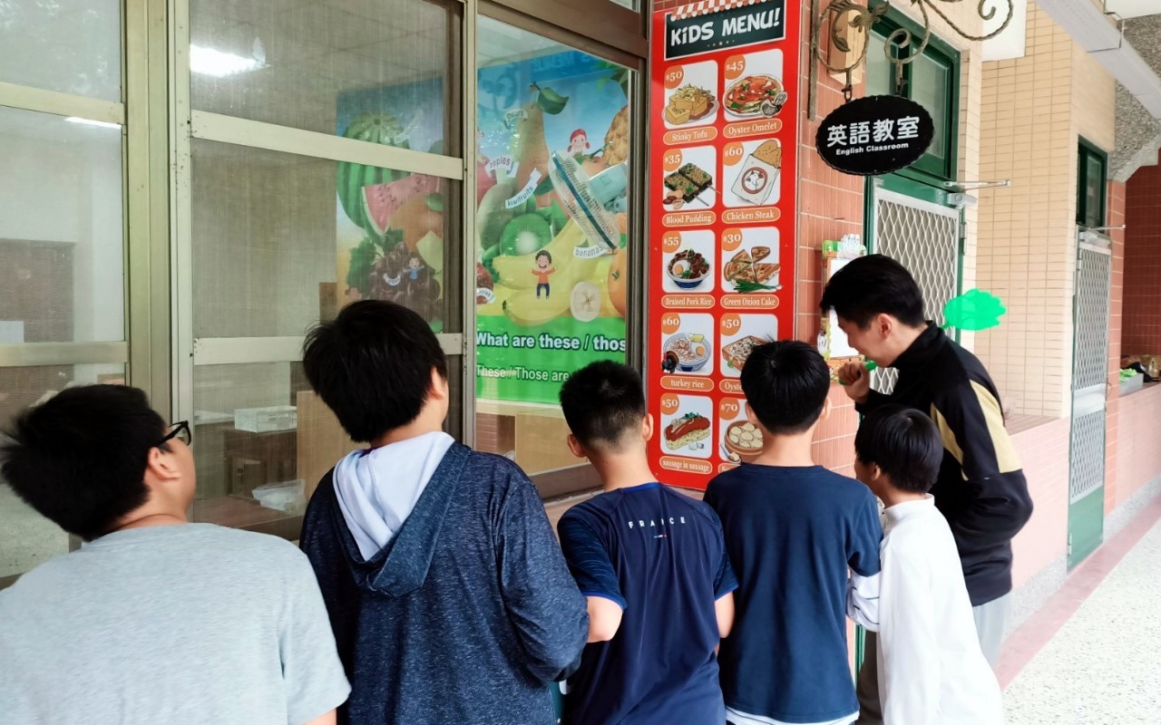 東華大學國際生教導食物英語課程