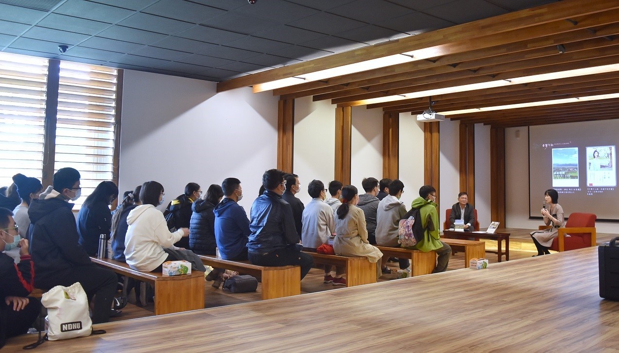 王鴻濬院長與朱嘉雯主任對談