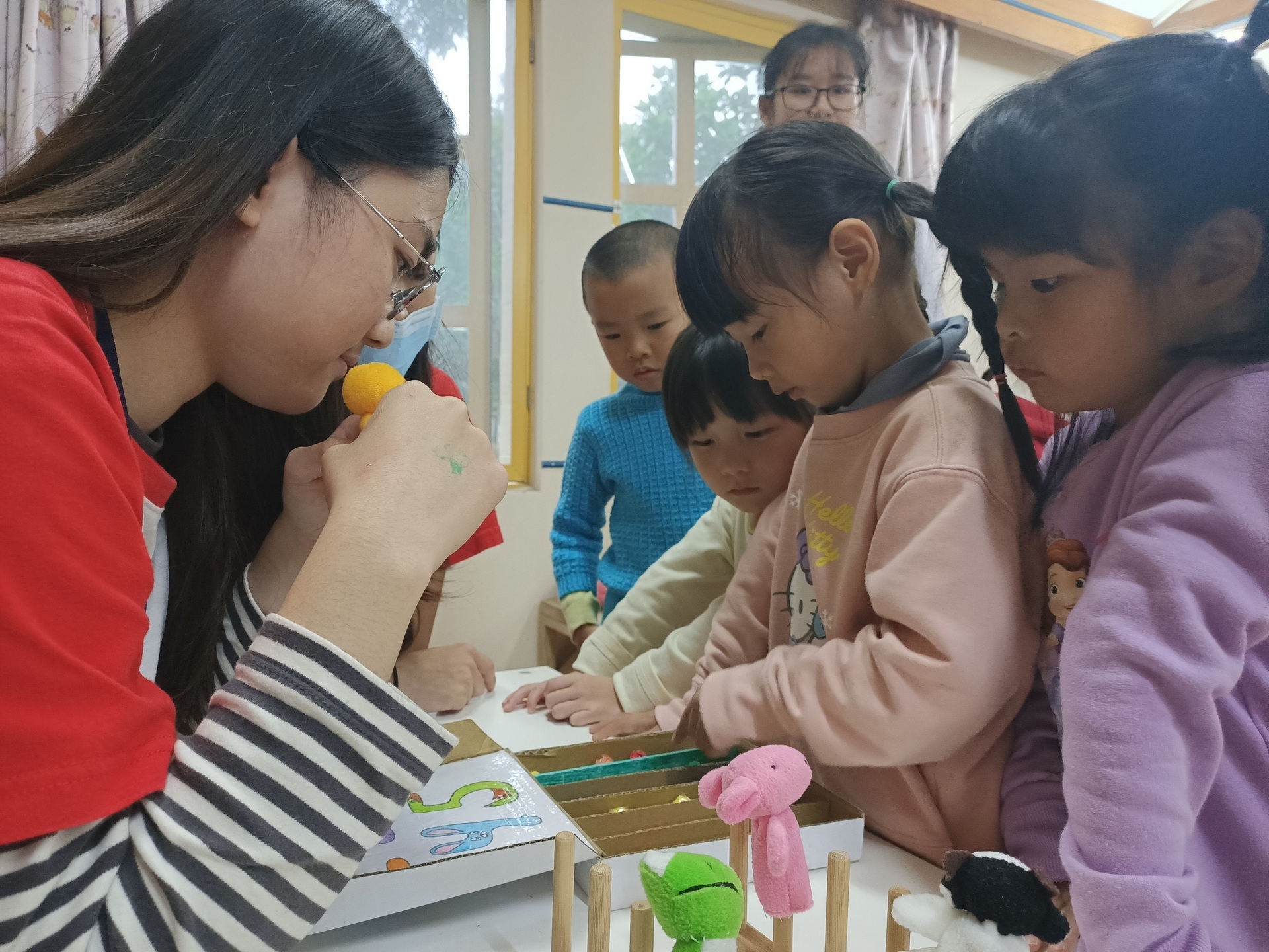 幼教系服務學習成果發表玩桌遊