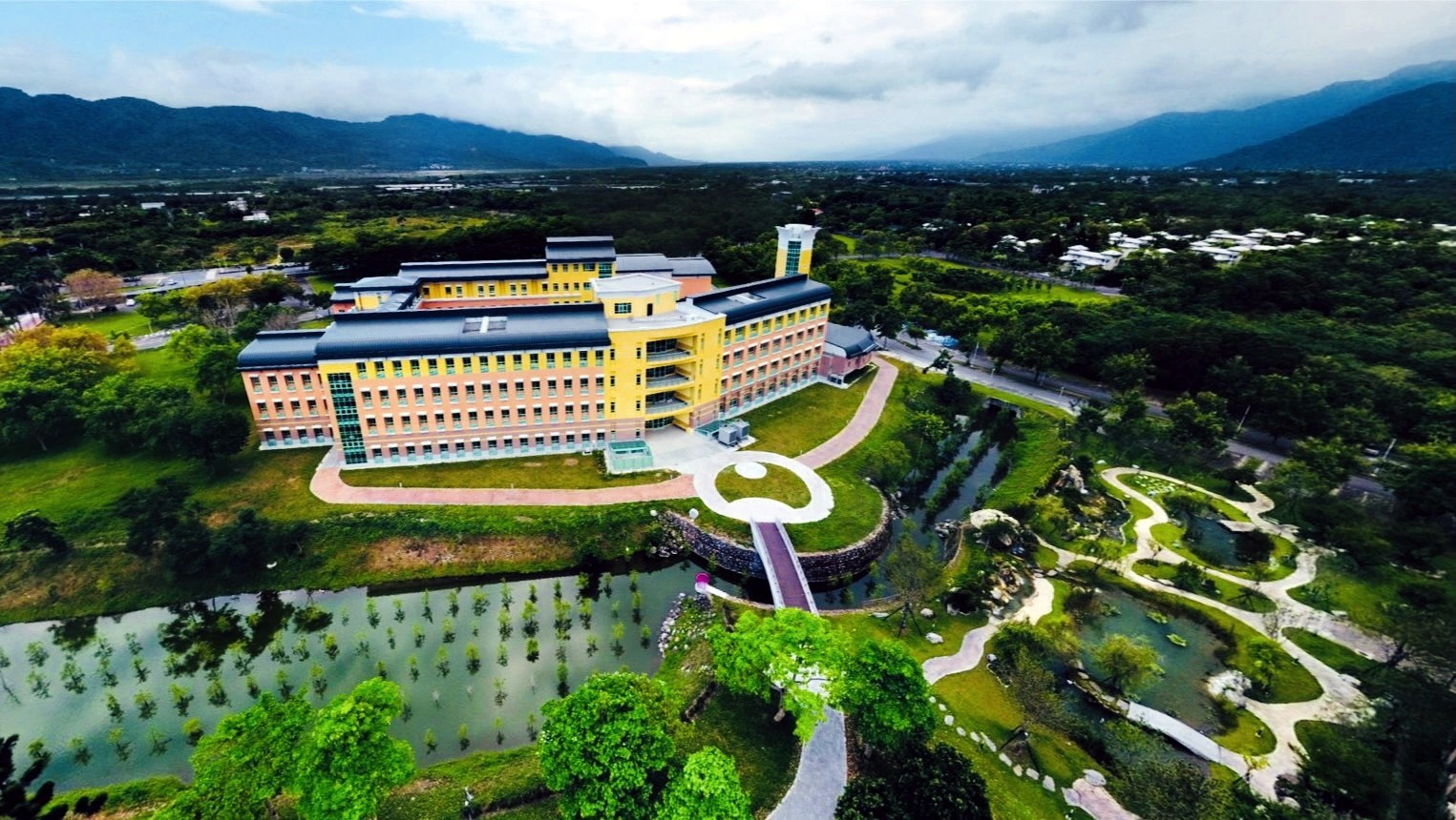 好山好水好學習,國立東華大學美麗的校園