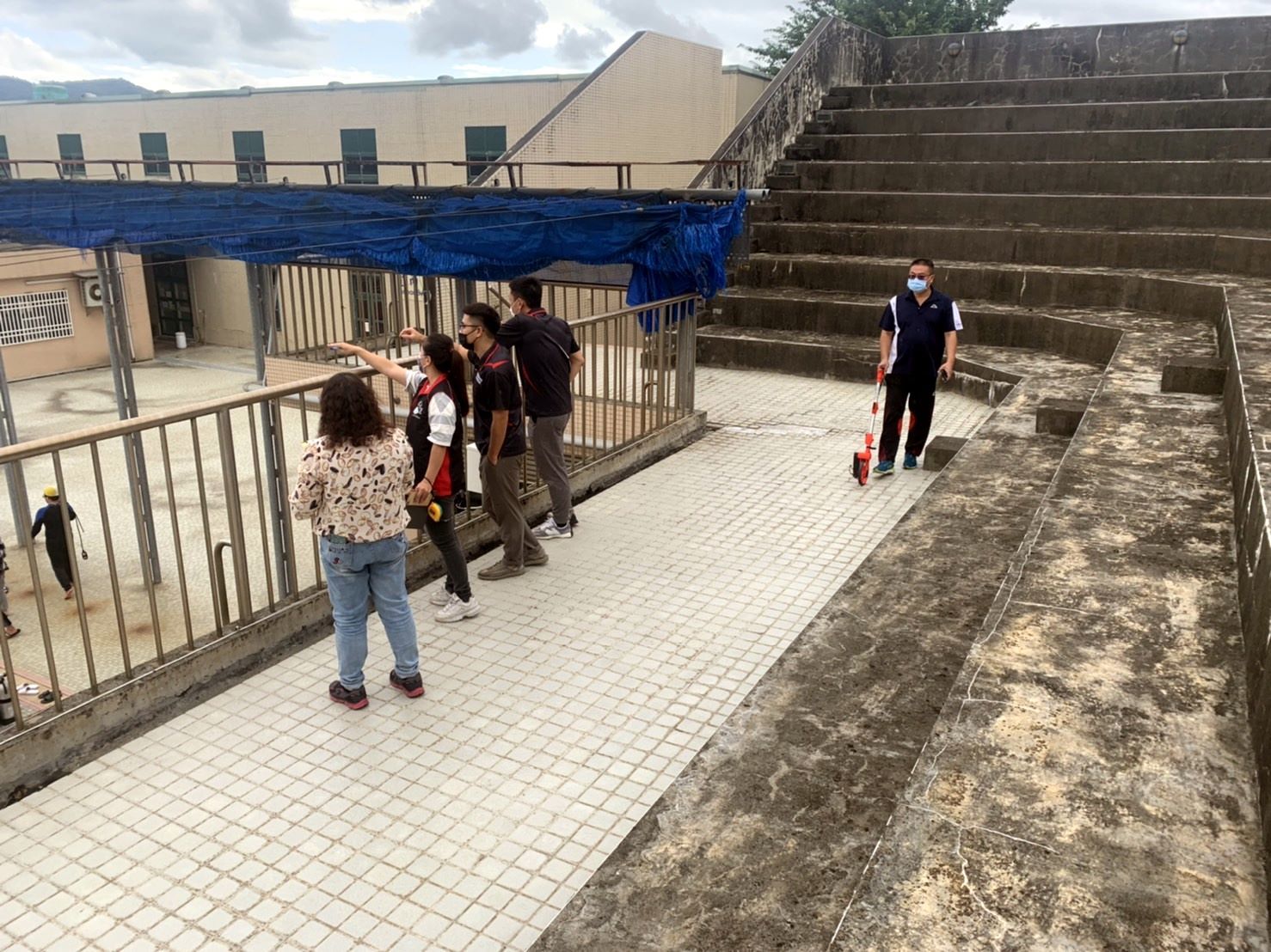 花蓮縣運籌備會人員於東華大學游泳池會勘場地