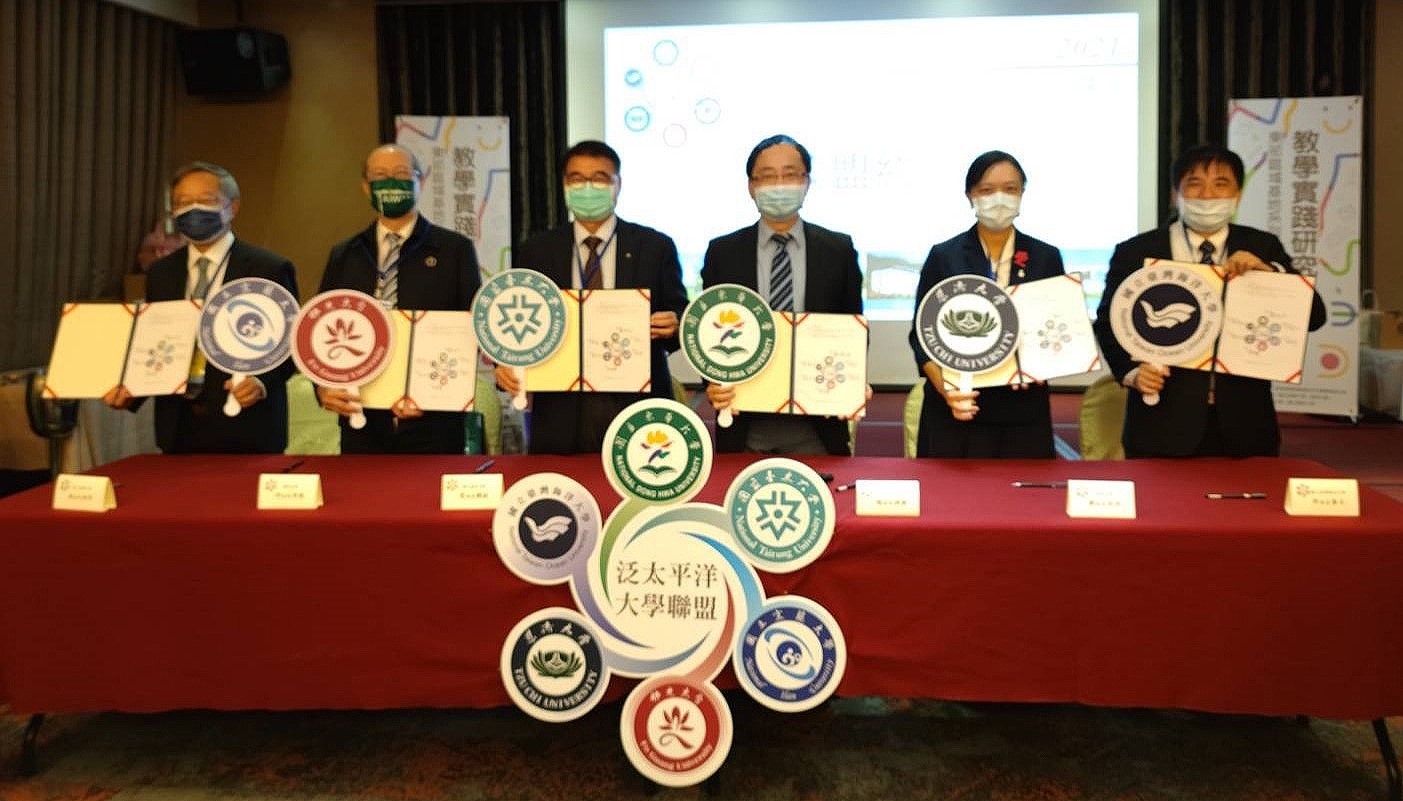 Group photo of the six Alliance Universities Presidents