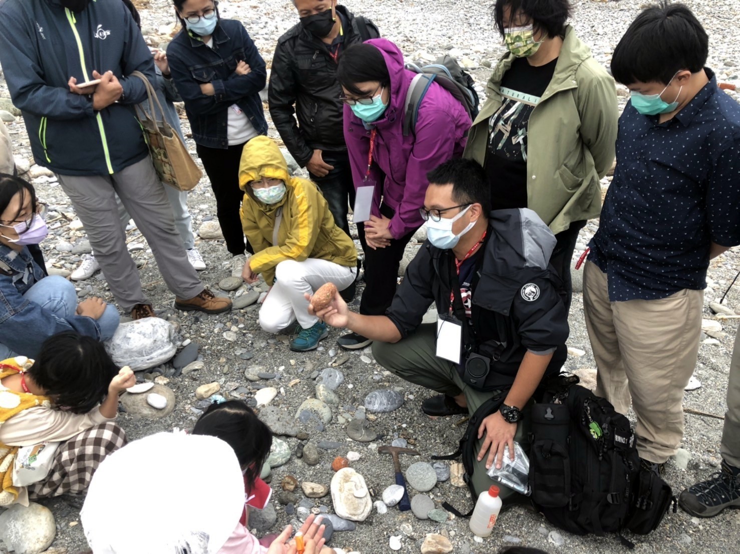 嶺頂地質實地踏查