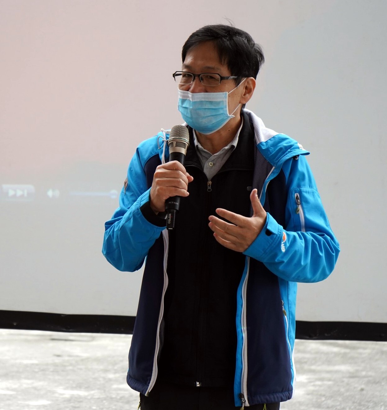 國立東華大學社會學系呂傑華主任致詞