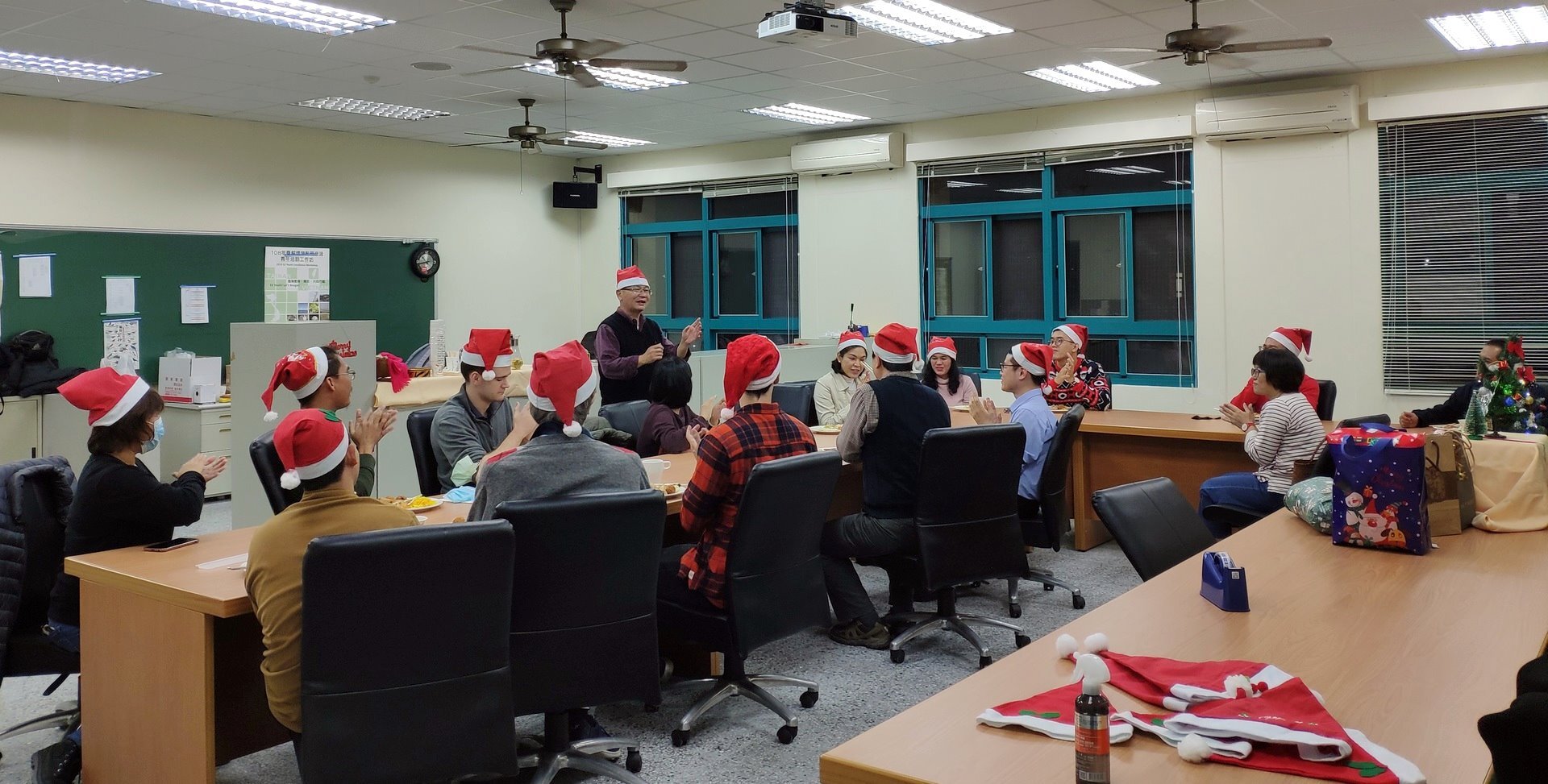 The students and professors share together about academics and campus life in a warm atmosphere