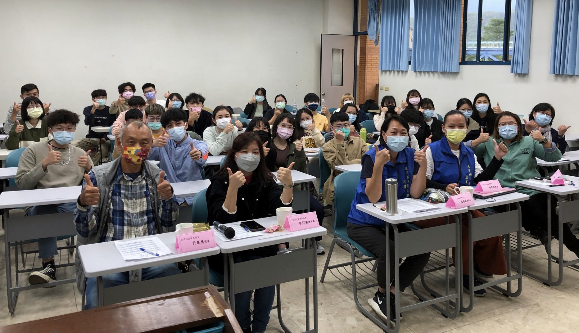 成果發表會圓滿完成大合照