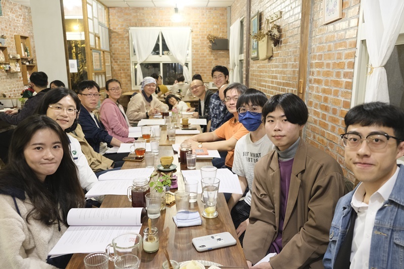 第12屆曾珍珍文學翻譯獎頒獎餐敘大合照