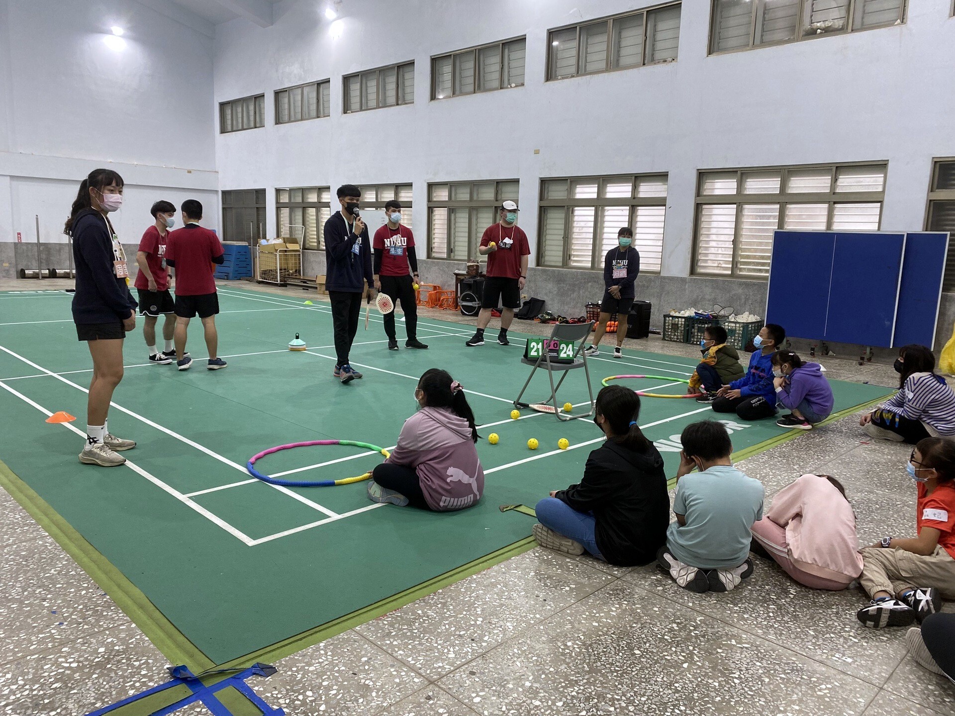 冬令營活動-新興運動匹克球和芬蘭木柱教學