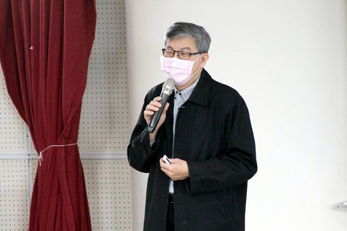 趙政岷董事長帶同學們回顧他一生的成長歷程與重要轉折點。