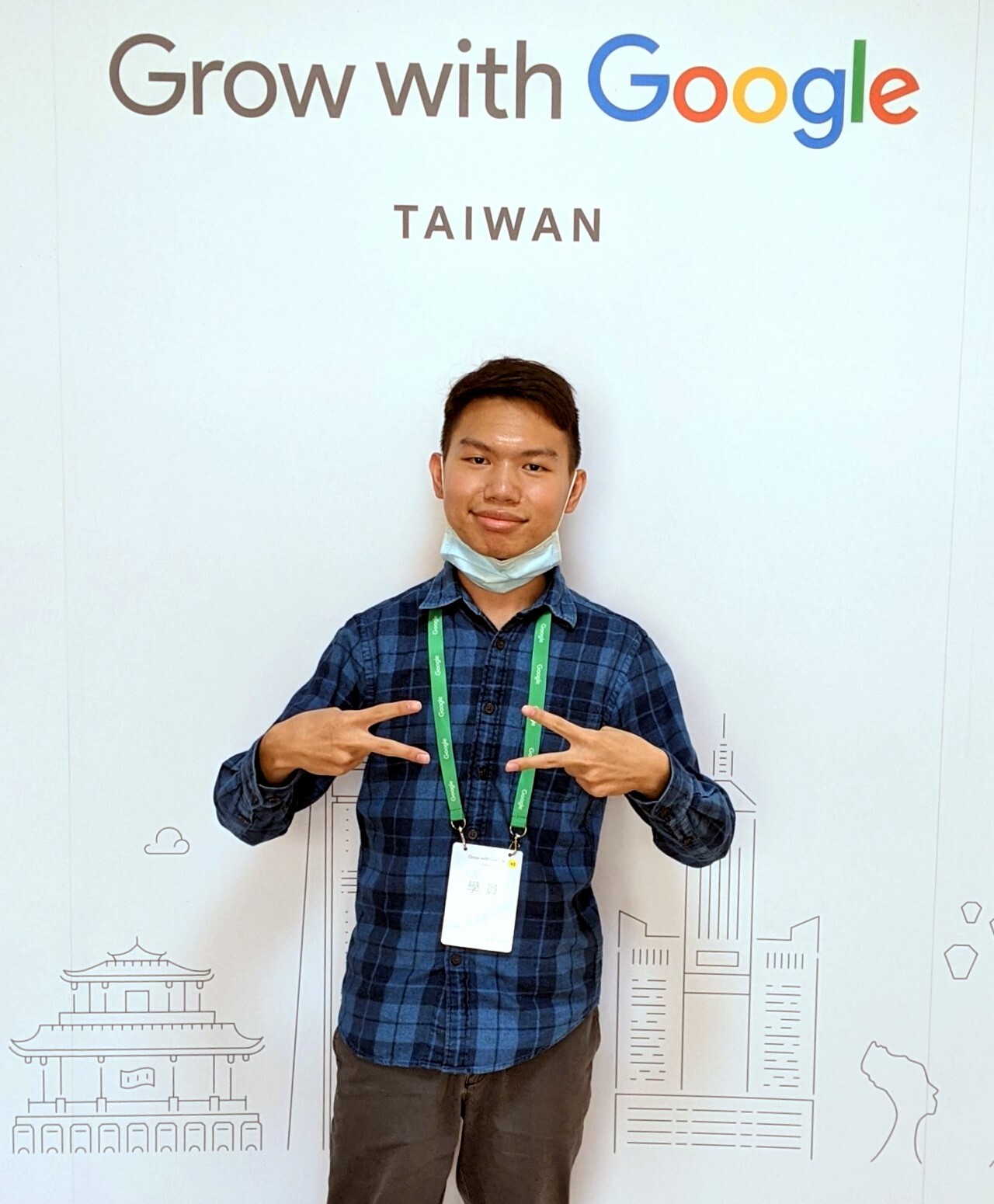 資工系國際組畢業生李冠廷同學創立東華Google學生開發者社群，成功向Google官方申請創立東華校內的「Google學生開發者社群」。