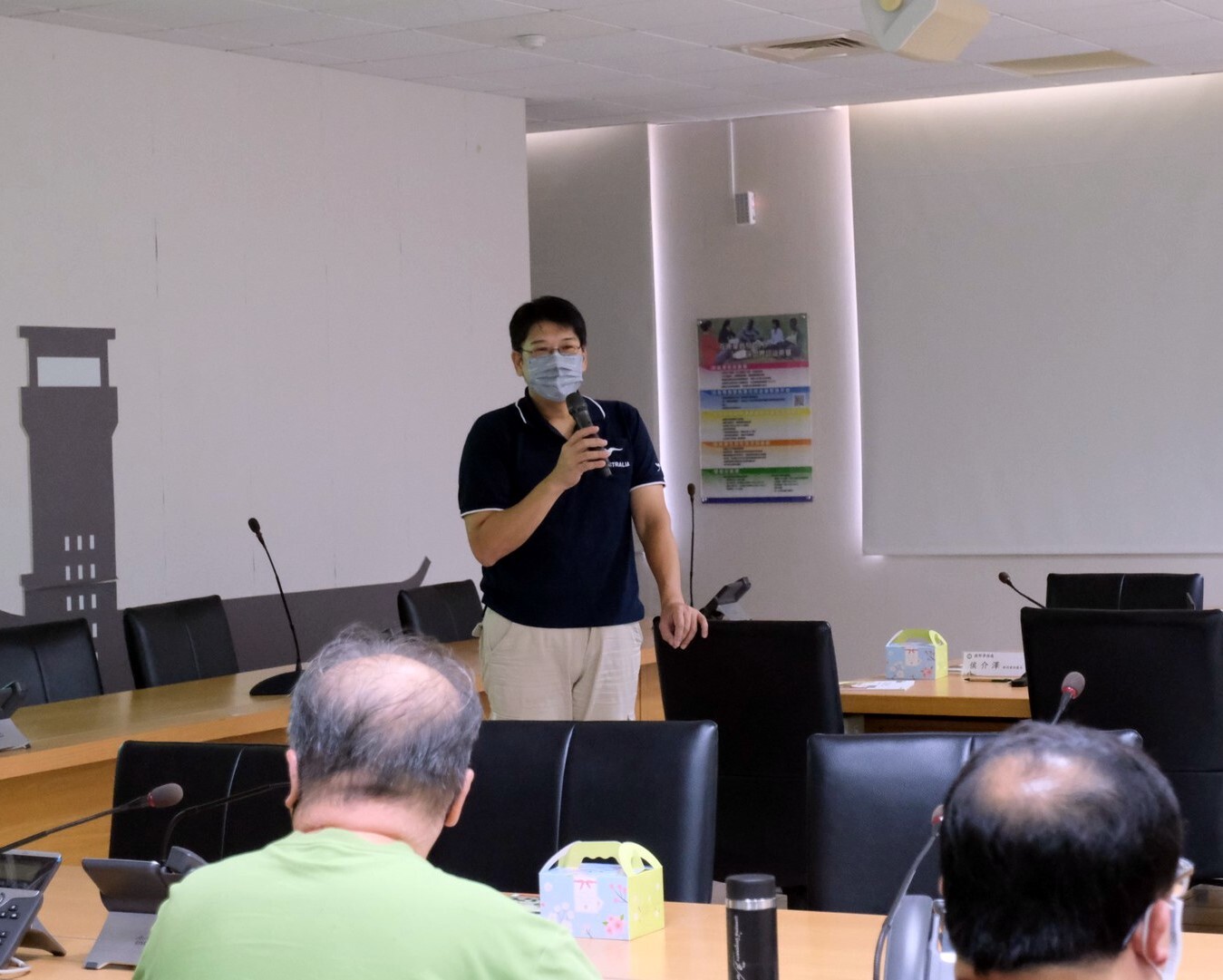 國際事務處侯介澤副處長開場引言