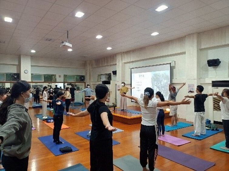 學習大樹深呼吸練習