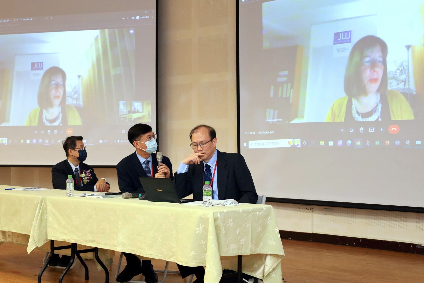 中國政治學會年會朱景鵬理事長主持與談