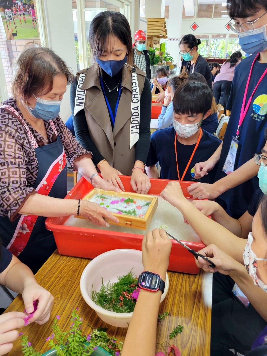 SDGs探索體驗-DIY花草手工抄紙體驗