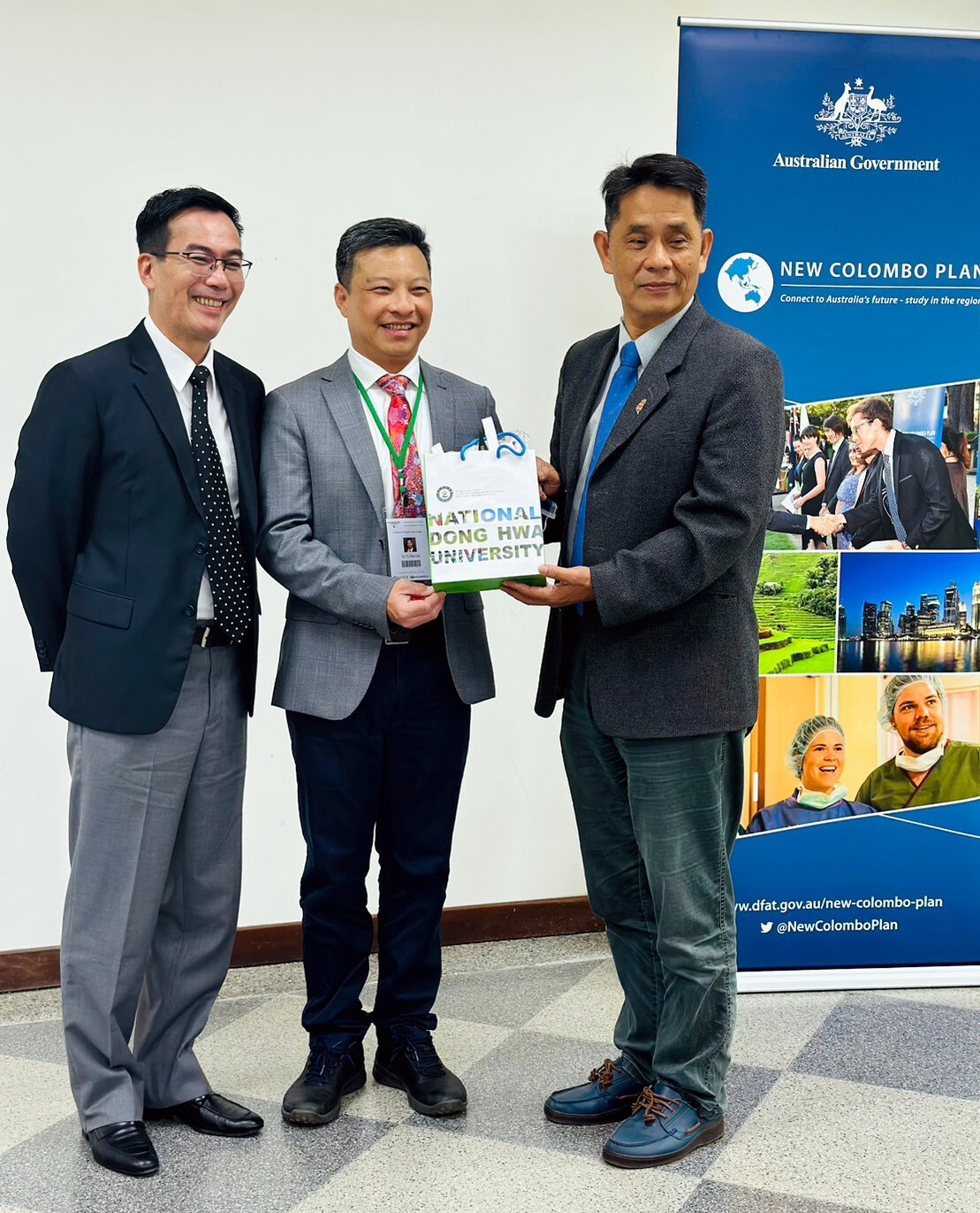 From right to left: NDHU Vice President Dr. Hui-Mi Hsu, WSU Pro Vice-Chancellor Dr. Yi-Chen Lan, Dean of NDHU College of Indigenous Studies Dr. Chung-Shan Shih