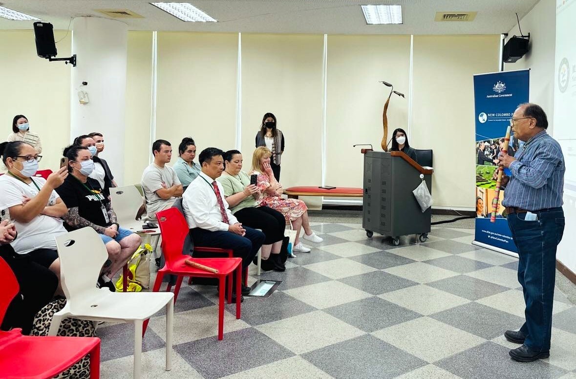 CIS's former Dean, Dr. Masegeseg Z.Gadu, performed a traditional Paiwan cultural blessing for WSU guests