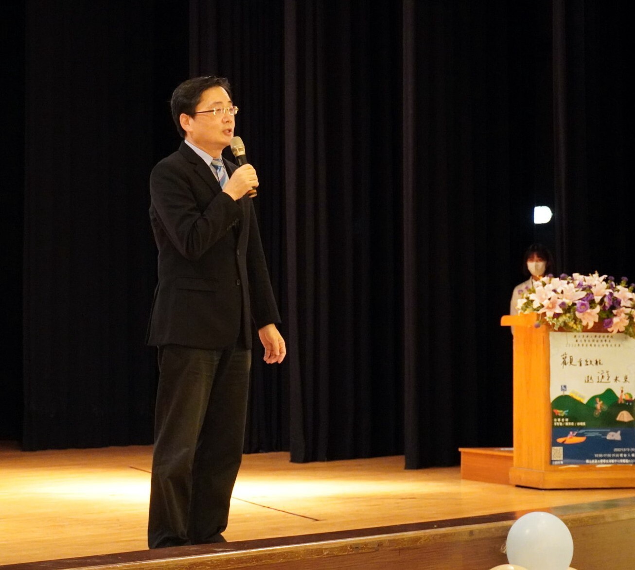 趙涵㨗校長於2022觀光暨休閒遊憩學系畢業專題發表會暨成果展致詞