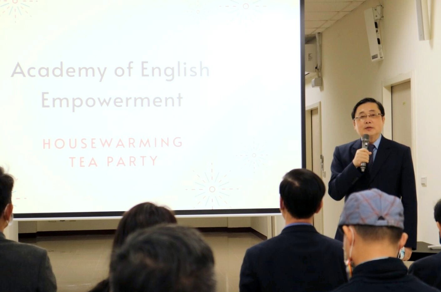 趙涵捷校長於英語培力研究院籌備處揭幕致詞