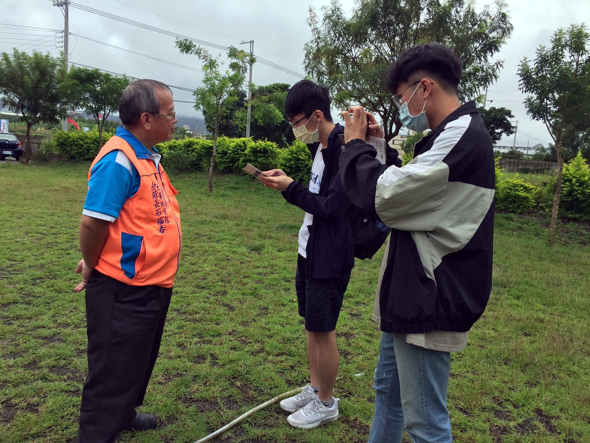 東華大學社會學系學生採訪光華社區發展協會理事長石福春