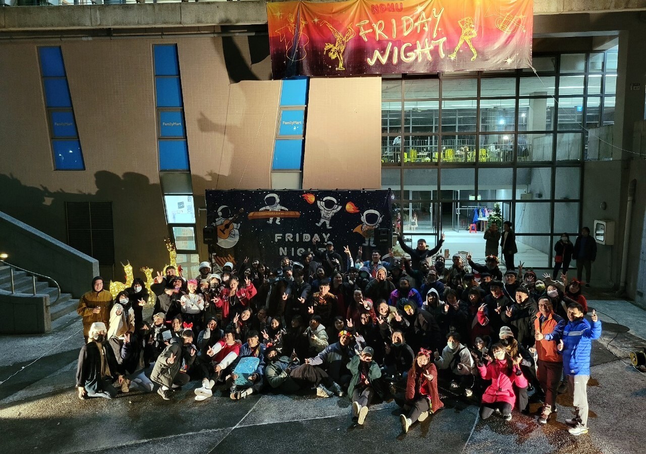 東華Friday Night原資中心-全體表演同學合照