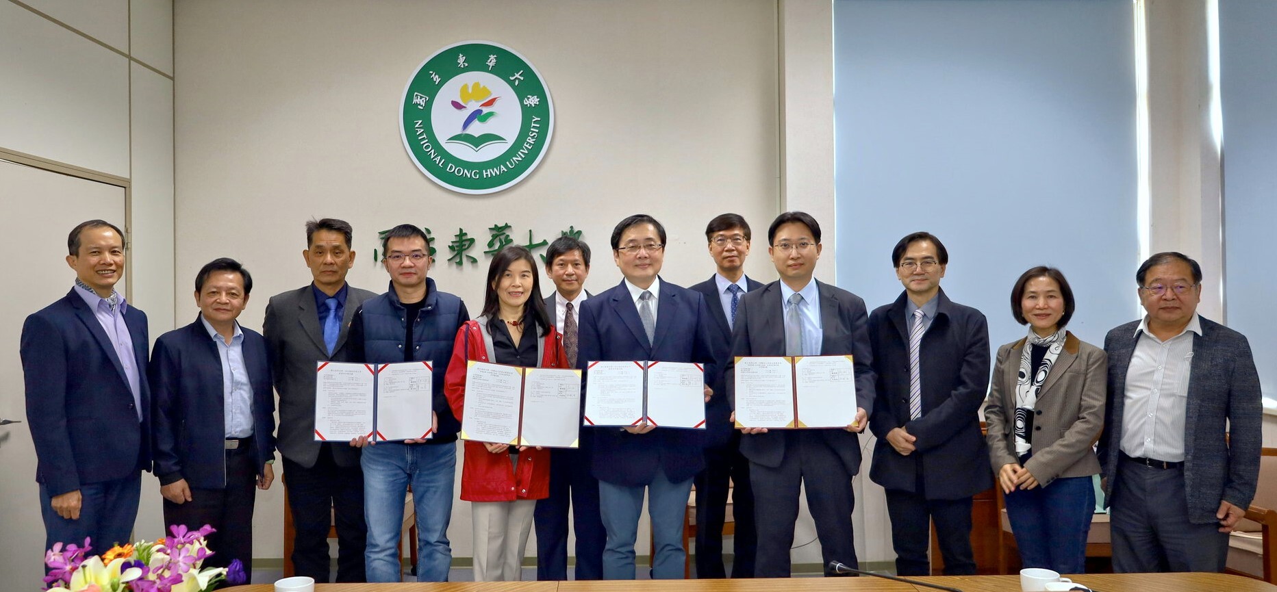 合作備忘錄簽署儀式與會人員合照