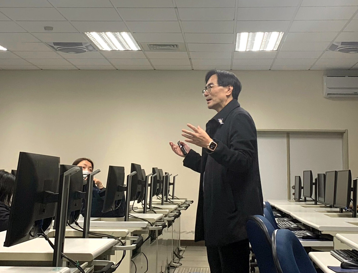 馬遠榮行政副校長授課