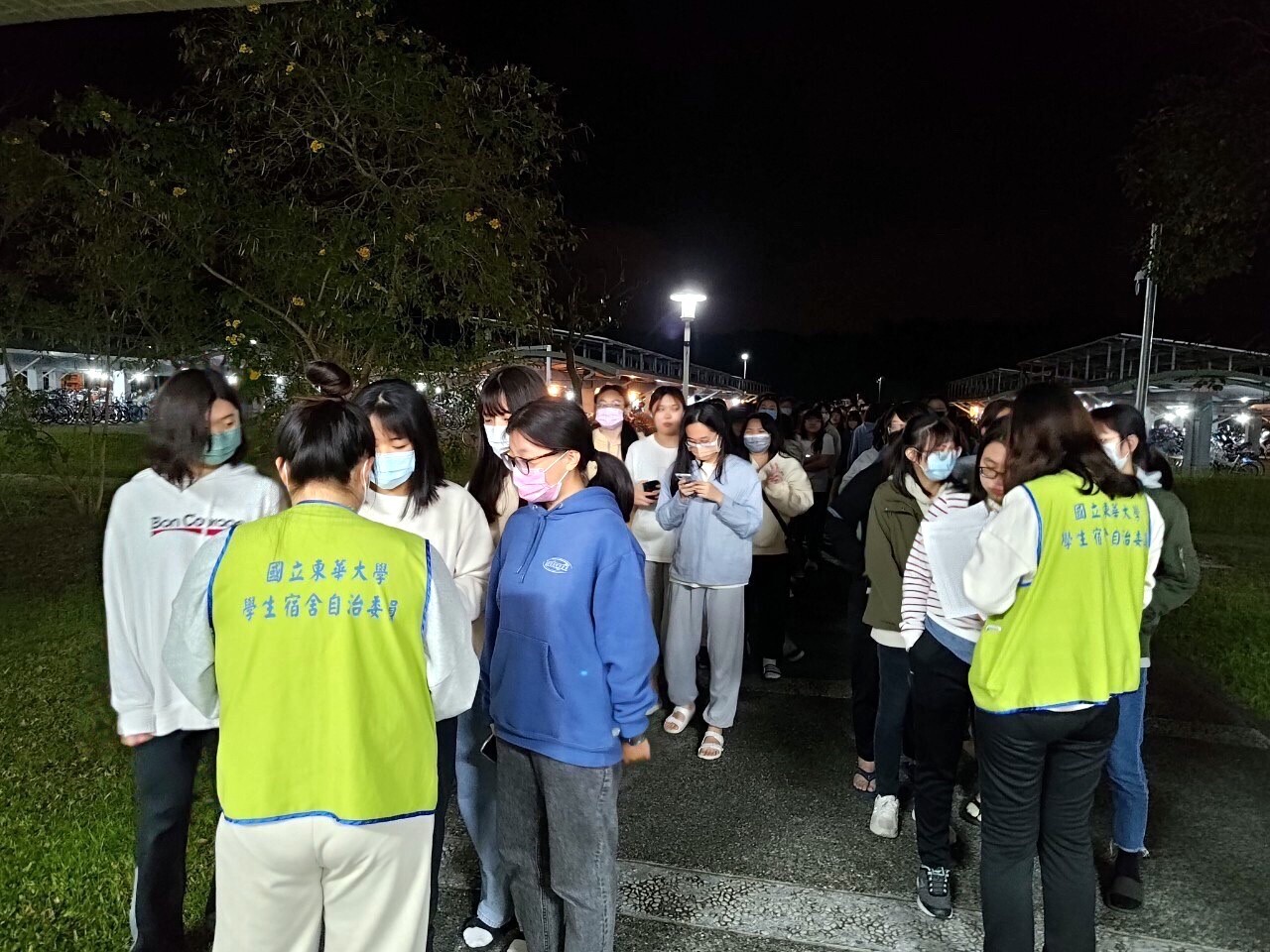 東區宿舍住宿生疏散集合點名