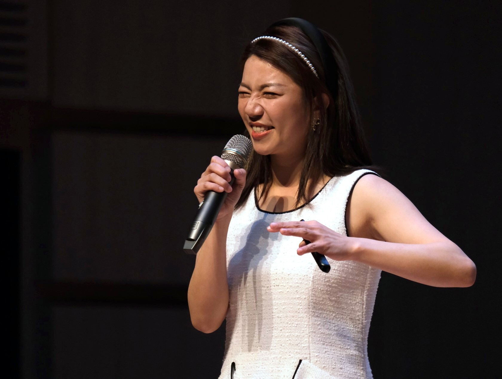 知名音樂類型的YouTuber江老師,以「音樂家沒飯吃?你才沒飯吃!」為題,分享學習音樂時跌撞出的經驗