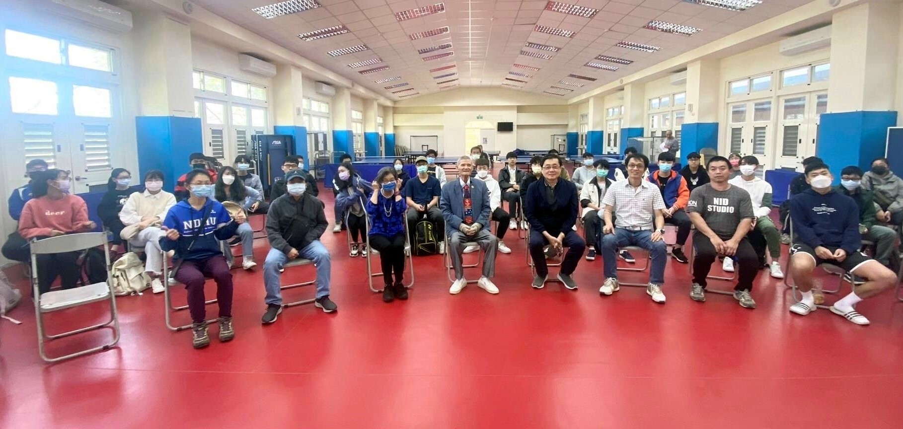 演講結束大合照