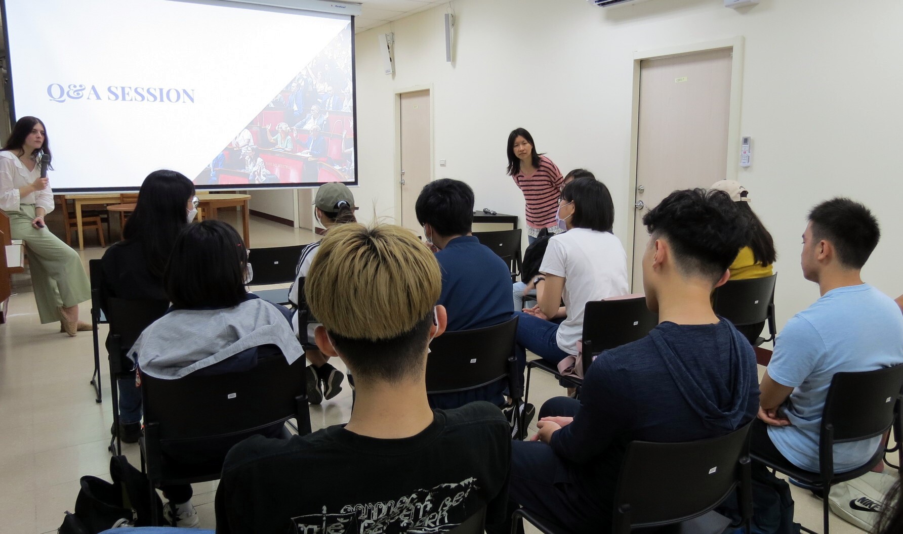 活動尾聲,學生提出討論