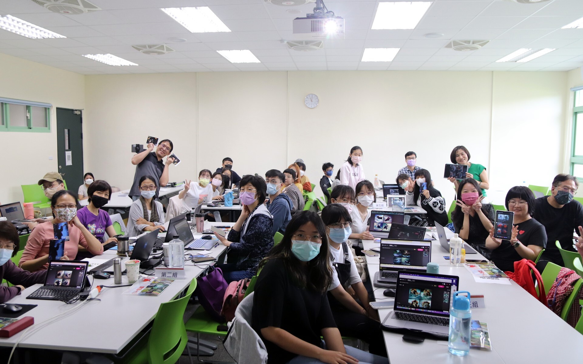 學員使用AI製圖成果展示