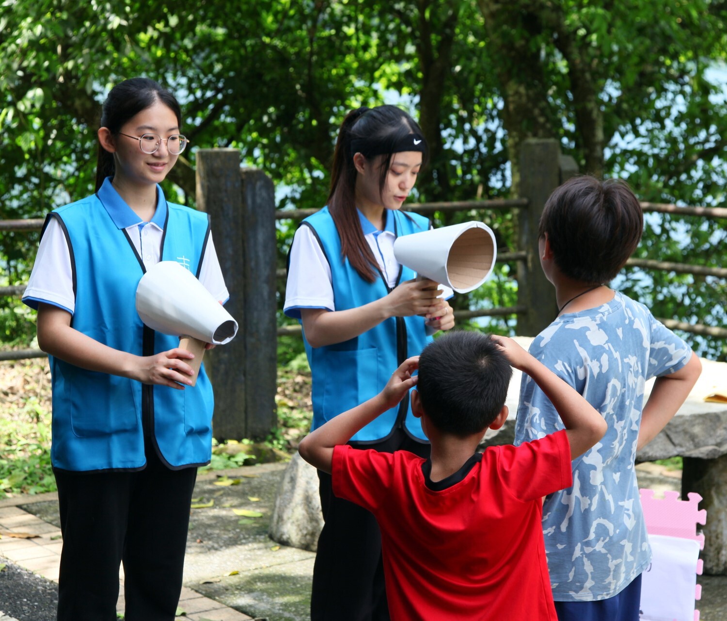 東華大學幼教系學生擔任關主