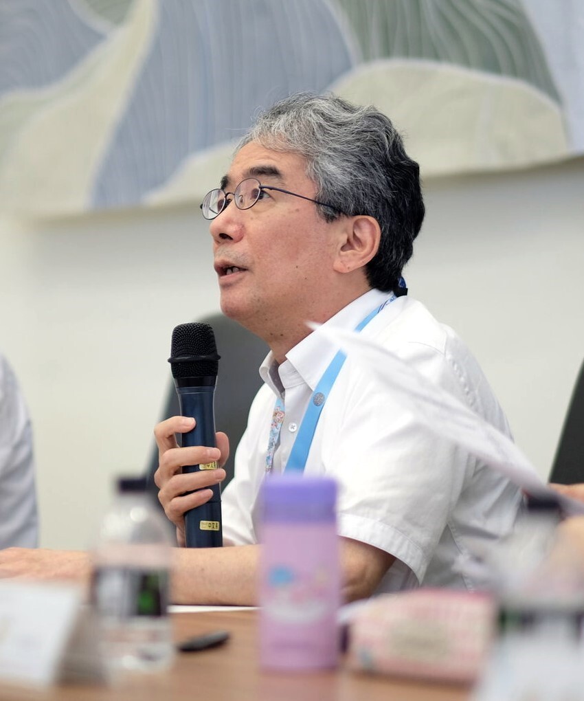 日本學者淺見洋二教授