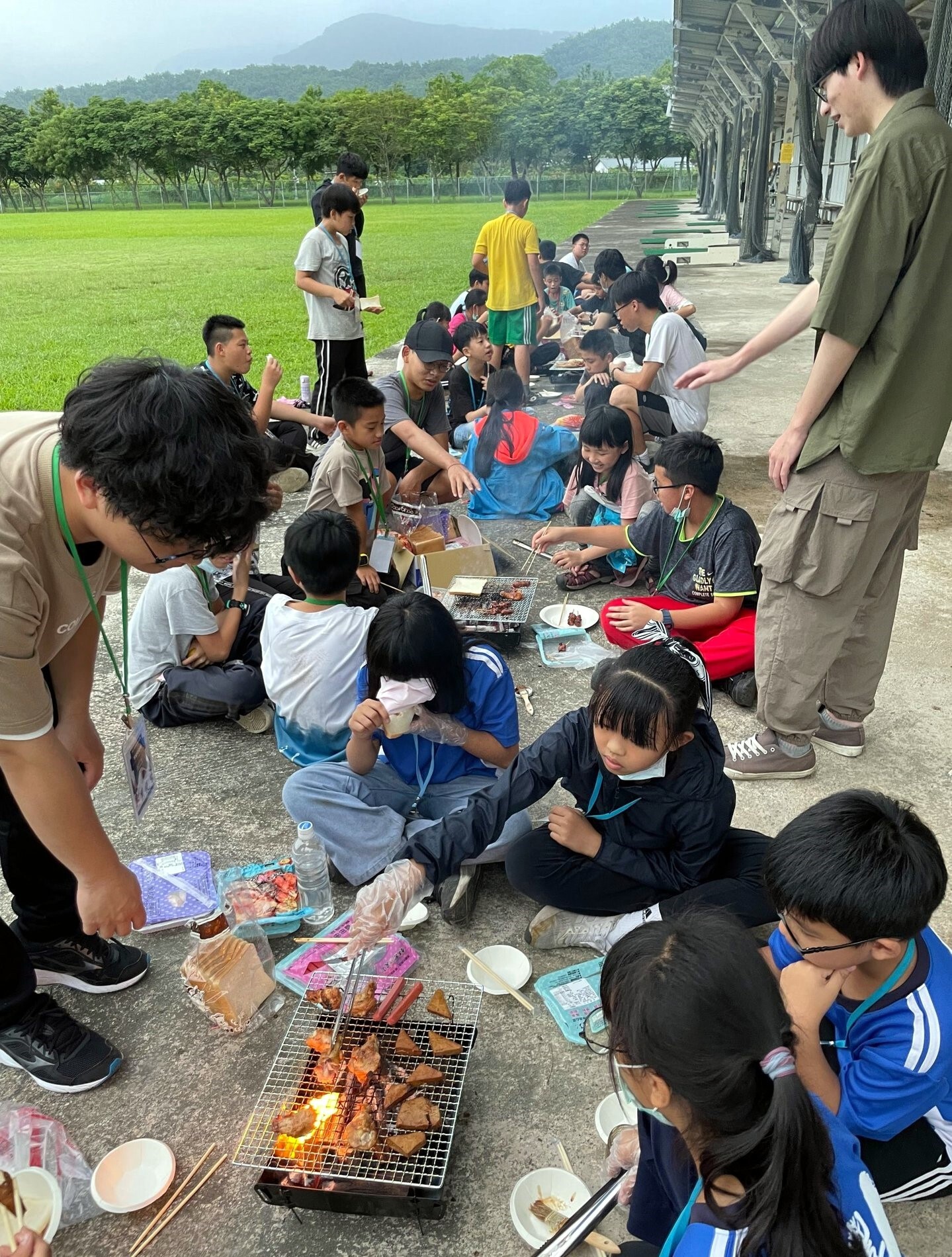 透過尋寶遊戲找到的食材並進行低碳的選擇