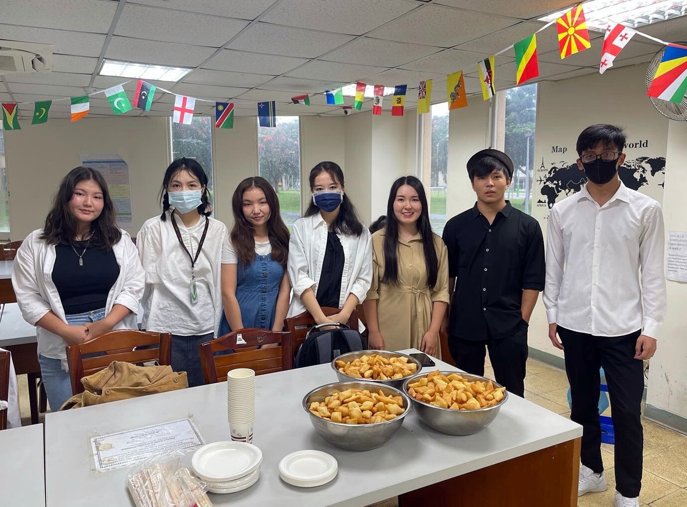 吉爾吉斯坦同學手作傳統美食