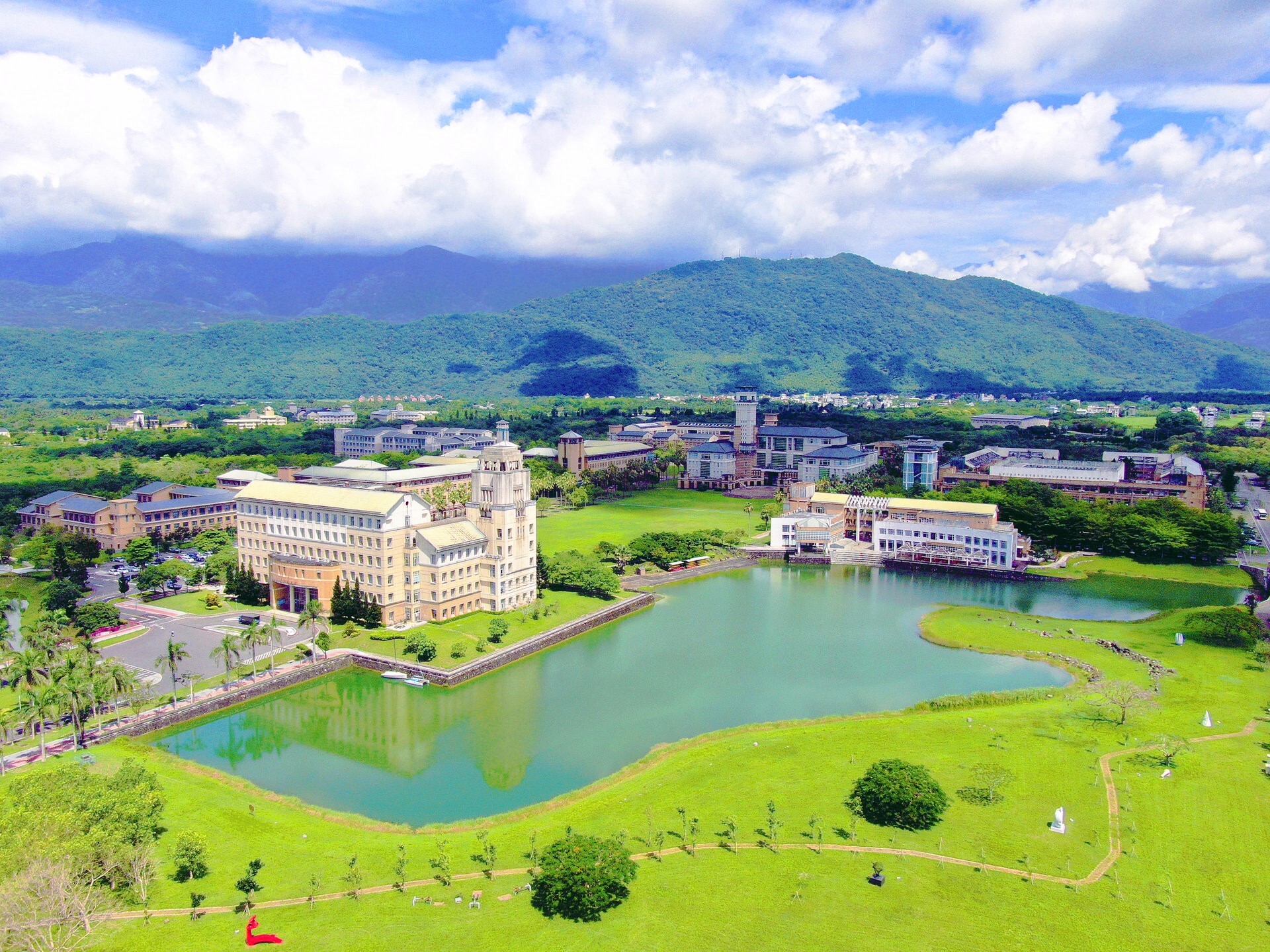National Dong Hwa University (NDHU) has a gorgeous campus with its global vision
