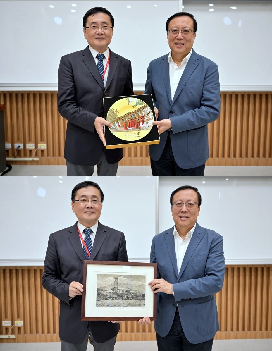 東華大學校長與北京大學郝平教授互贈禮物
