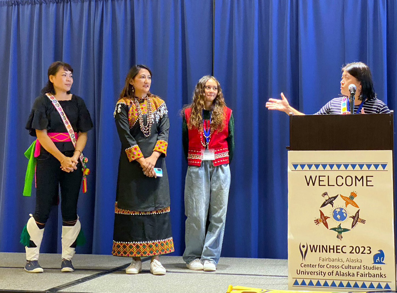Team Taiwan presented Country report of Indigenous Education. From left to right : Ifuk Saliyud、Mulas Ismahasan Islituan、Away Maya Titiyon、Bavaragh Dagalomai