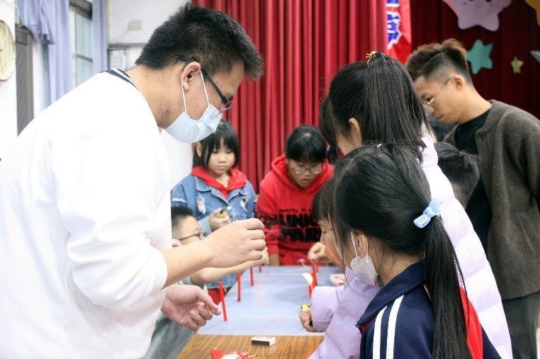 隔空點火成功了