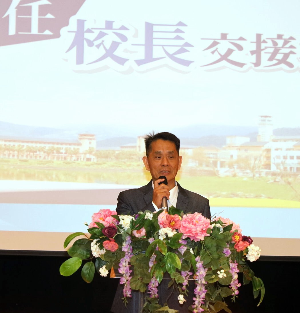 徐輝明校長致詞