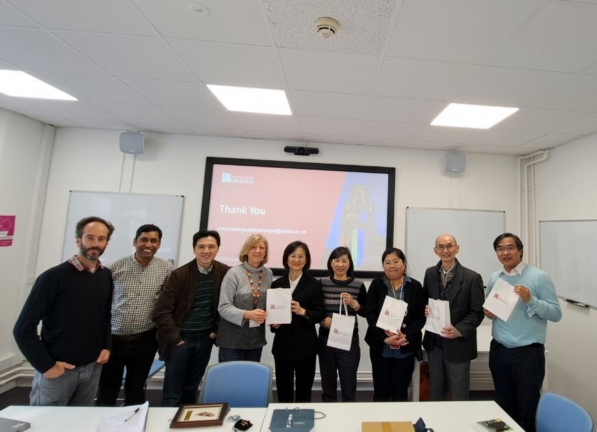 東華人社院一行拜會布里斯托爾大學大學商討並規劃後續兩校合作事宜