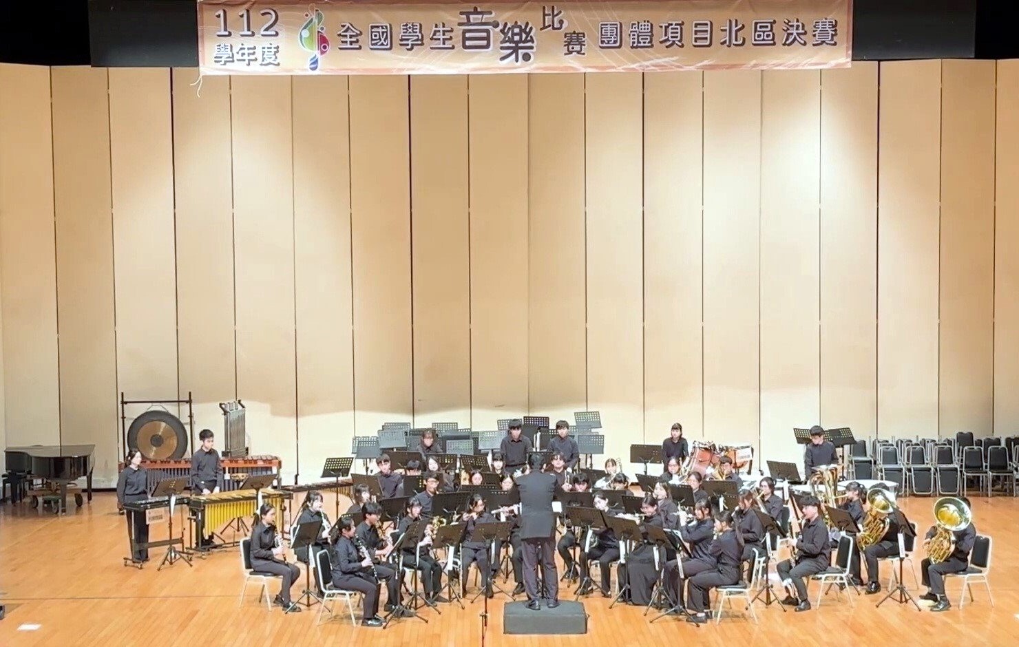 管樂社於館內進行管樂合奏的比賽情況
